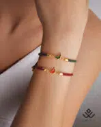 دستبند طلا بنددار پروانه صدفی - Image 2