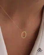 گردنبند طلا حرف O نگین دار - Image 2