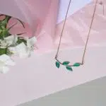 گردنبند طلا شاخه و برگ میناکاری