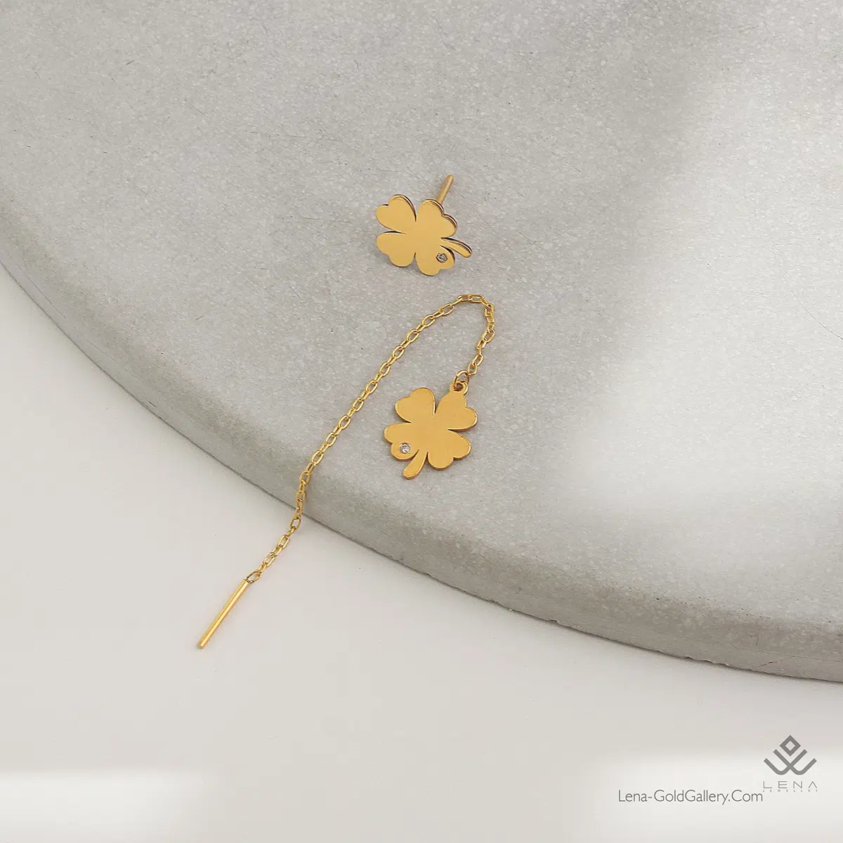گوشواره طلا بخیه ای شبدر نگین دار - Image 2