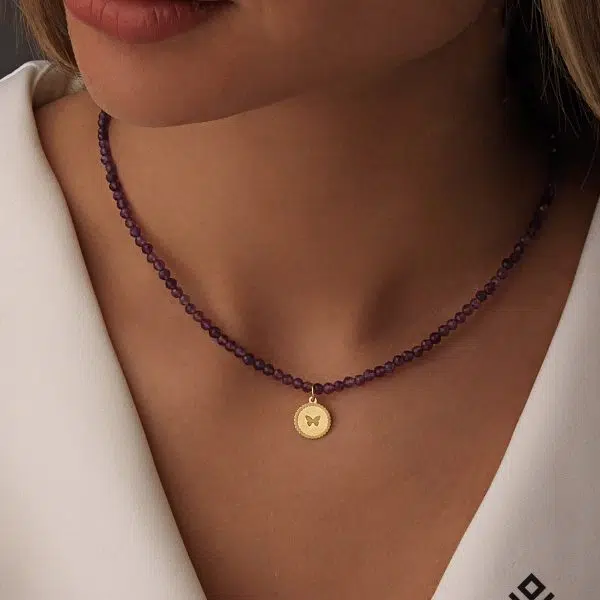 گردنبند طلا سنگی با آویز پروانه