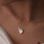 گردنبند طلا ونکلیف سنگ 7 رنگ و پروانه