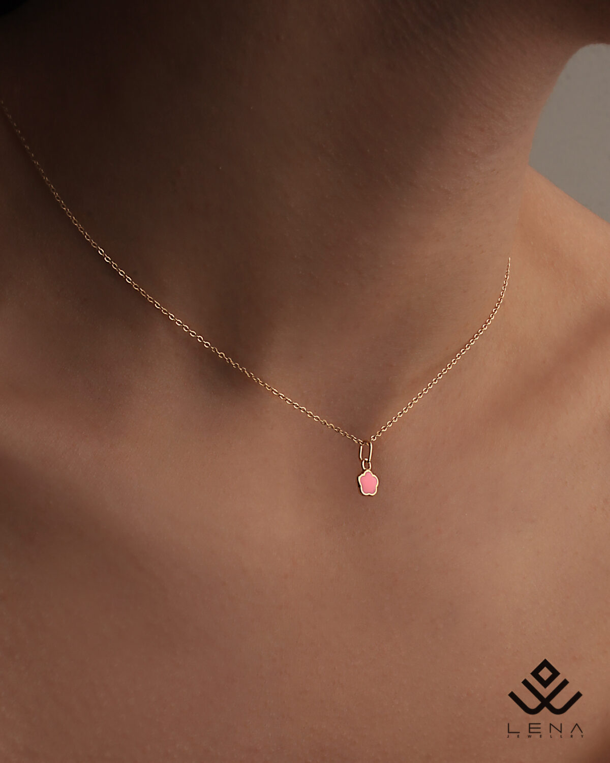 آویز طلا گل میناکاری - Image 3